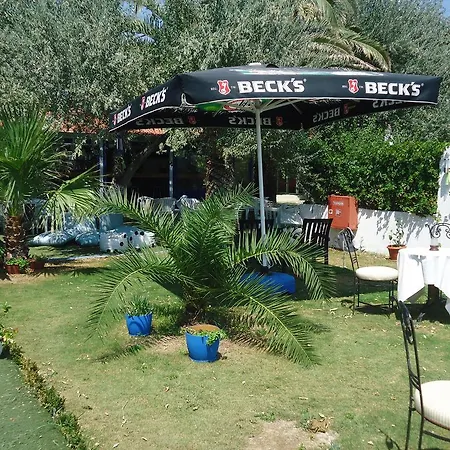 Bells モーテル セェフェリヒサール