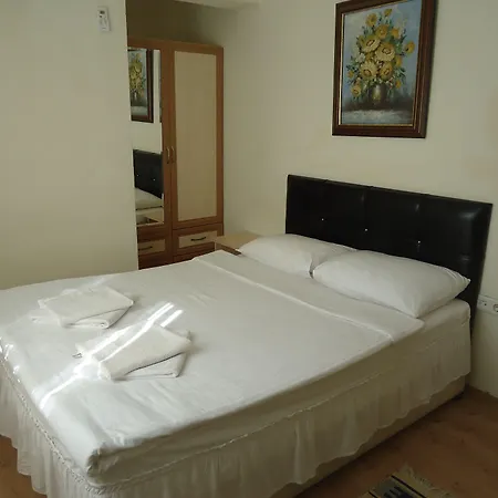 Bells セェフェリヒサール