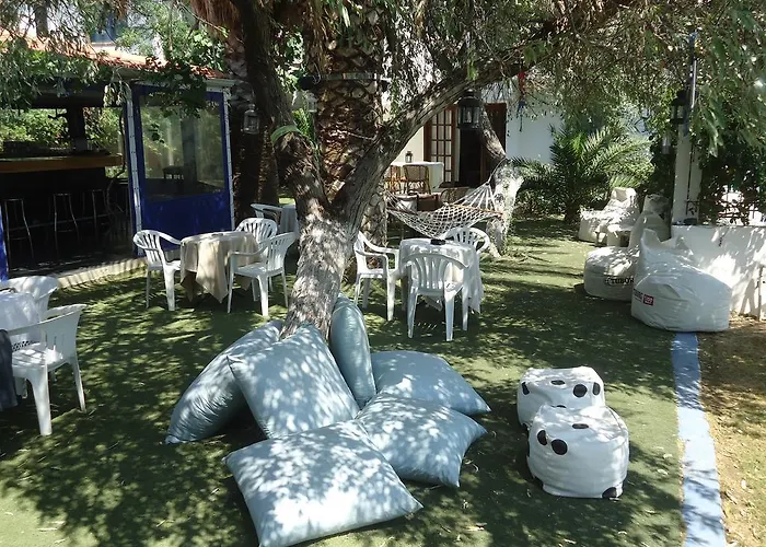 Bells Motel Seferihisar